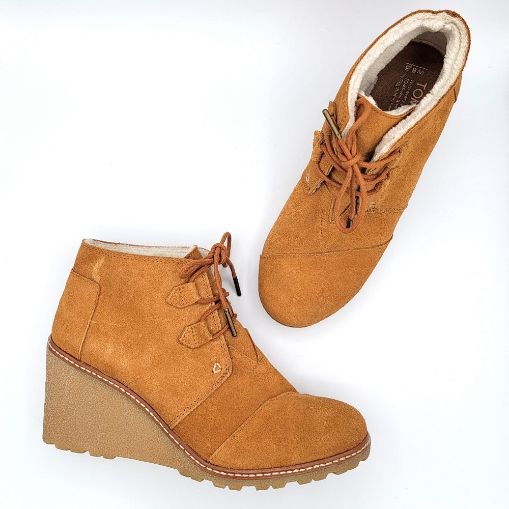 Tom's Desert Wedge Suede Lace-Up Bootie Size 8½